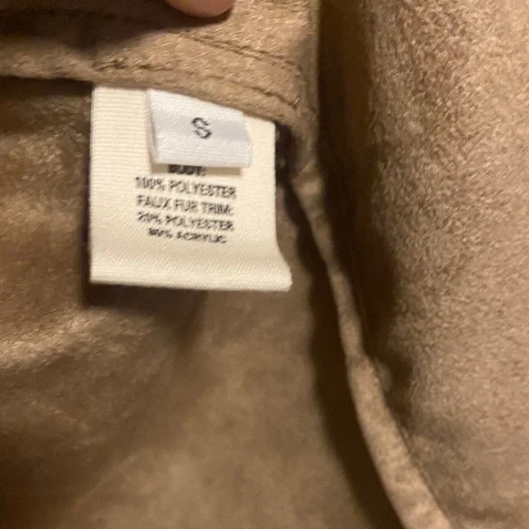 Stevie Suede Vegan Long Vest with Faux Fur Trim  Size Small - Picture 4 of 10